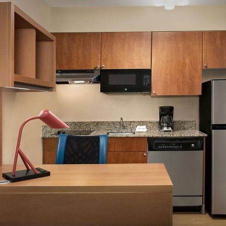 Towneplace Suites By Marriott Portland Hillsboro Extérieur photo