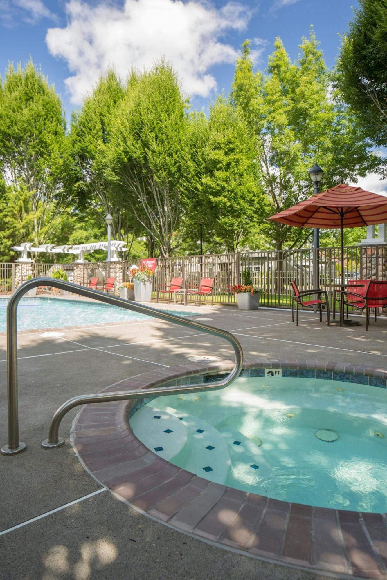 Towneplace Suites By Marriott Portland Hillsboro Extérieur photo