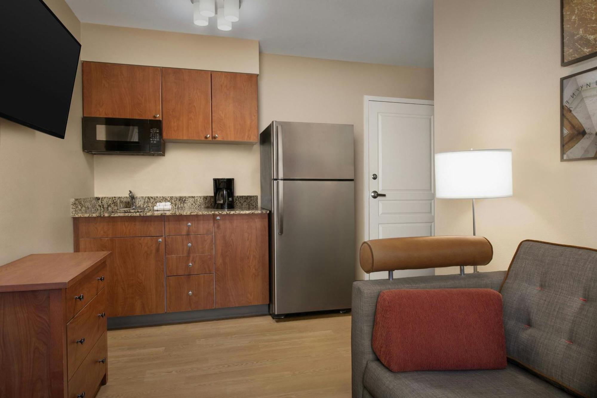 Towneplace Suites By Marriott Portland Hillsboro Extérieur photo