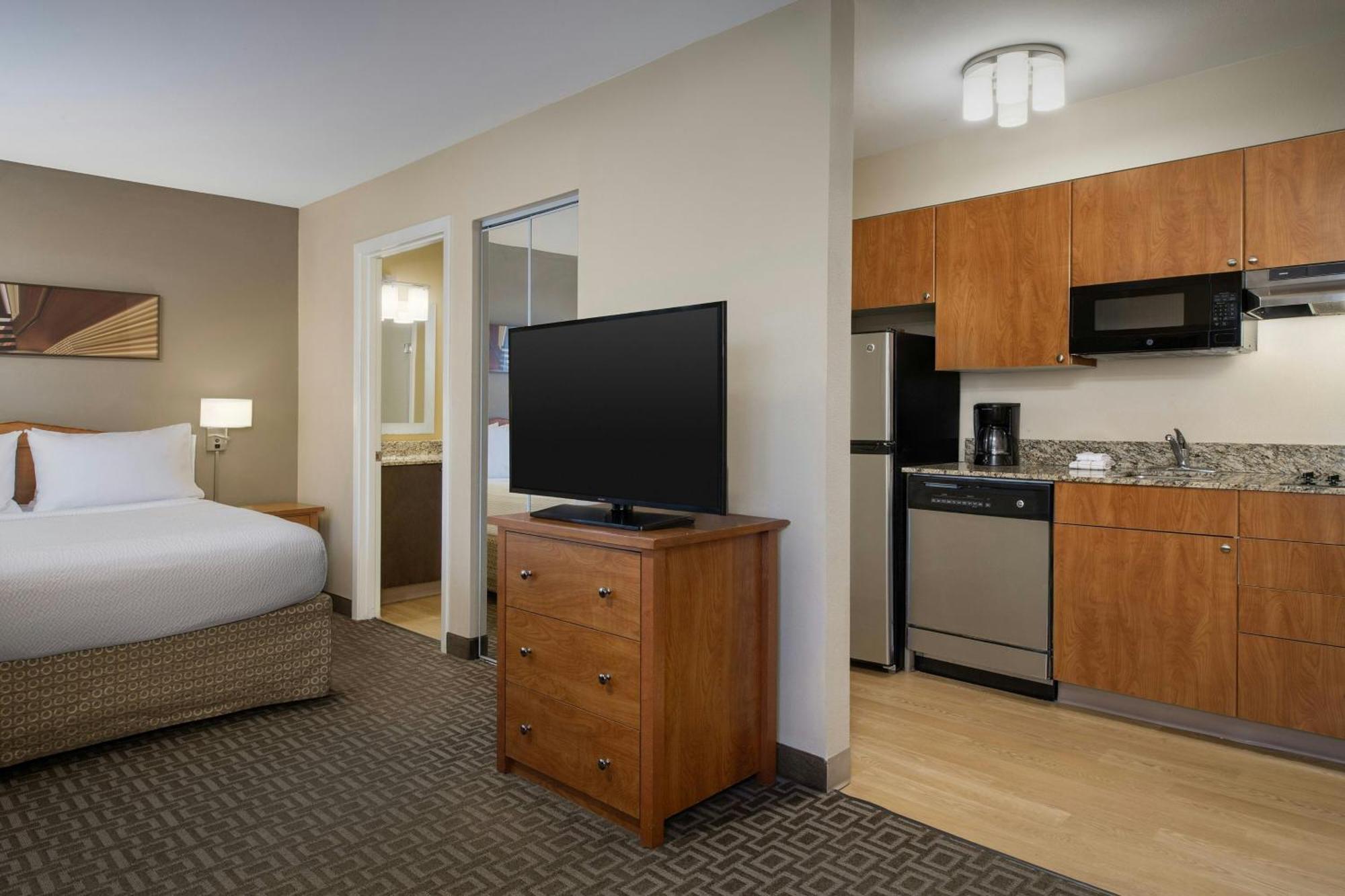 Towneplace Suites By Marriott Portland Hillsboro Extérieur photo