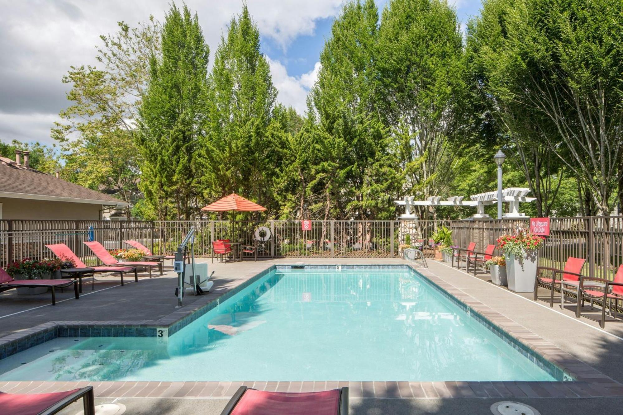 Towneplace Suites By Marriott Portland Hillsboro Extérieur photo